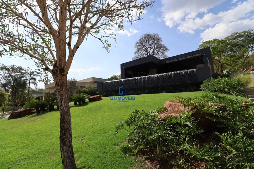 Foto 1 de Casa de Condomínio com 4 Quartos à venda, 720m² em Residencial Aldeia do Vale, Goiânia