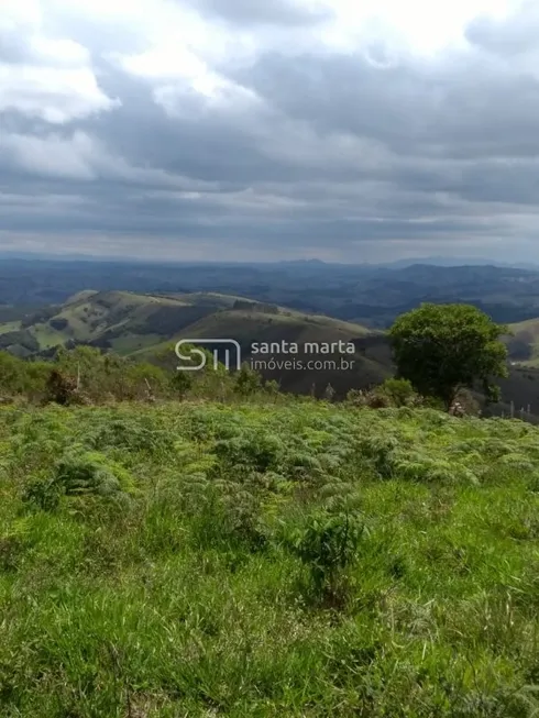 Foto 1 de Fazenda/Sítio à venda, 24m² em , Silveiras