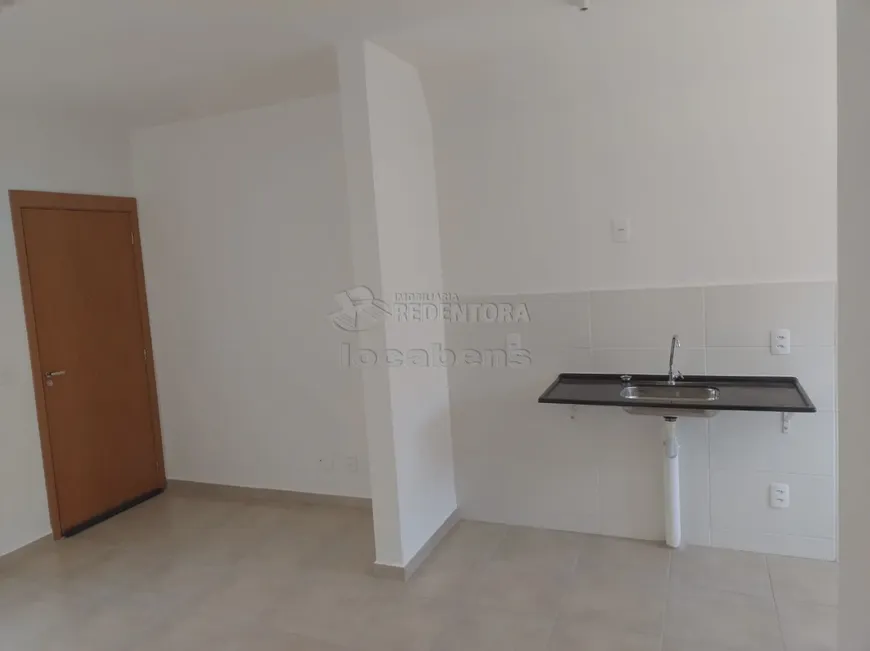 Foto 1 de Apartamento com 2 Quartos à venda, 43m² em Parque das Amoras II, São José do Rio Preto