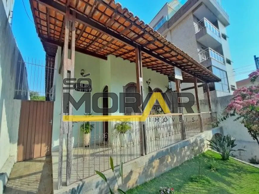 Foto 1 de Casa com 3 Quartos à venda, 226m² em Cidade Nova, Belo Horizonte