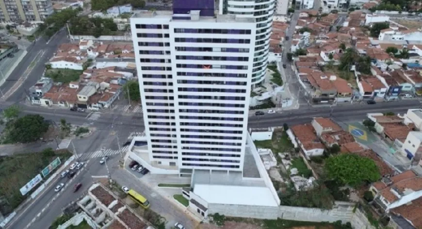 Foto 1 de Apartamento com 3 Quartos à venda, 95m² em Rocas, Natal