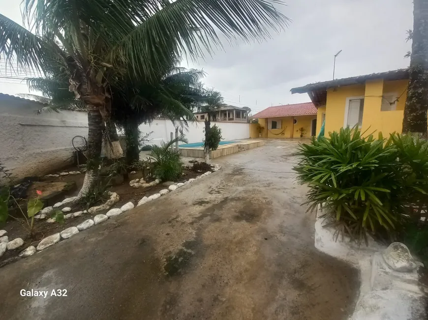 Foto 1 de Casa com 2 Quartos à venda, 131m² em Balneário Gaivota, Itanhaém