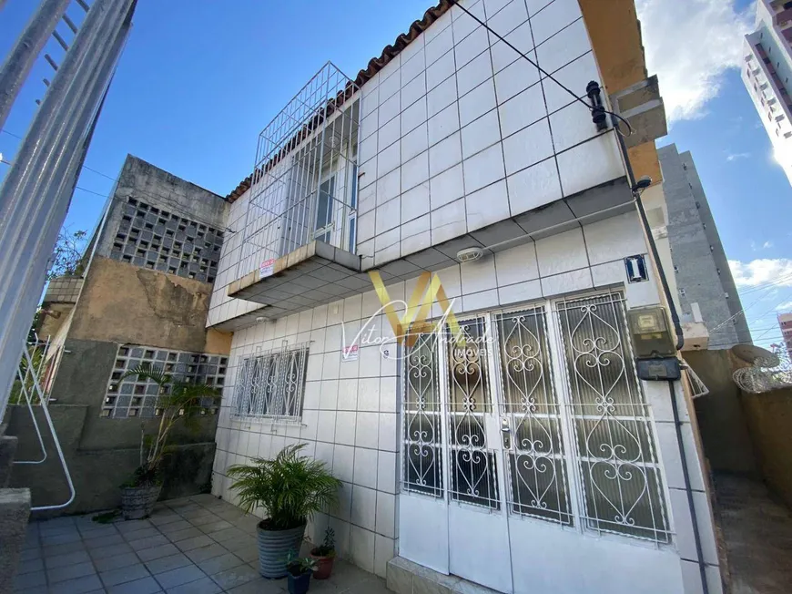 Foto 1 de Casa com 5 Quartos à venda, 136m² em Santo Amaro, Recife