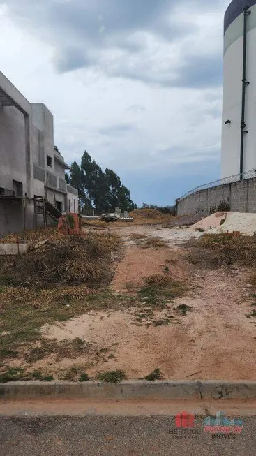 Foto 1 de Lote/Terreno à venda, 432m² em Rainha, Louveira