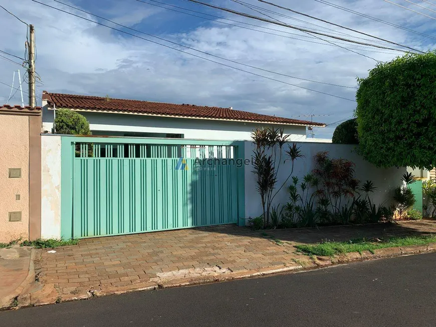 Foto 1 de Casa com 3 Quartos à venda, 271m² em Parque Residencial Lagoinha, Ribeirão Preto