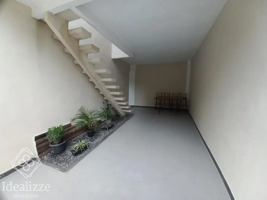 Foto 1 de Casa com 2 Quartos à venda, 80m² em Retiro, Volta Redonda
