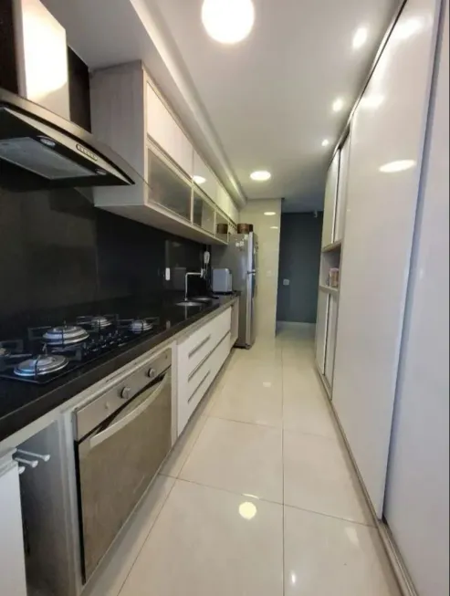 Foto 1 de Apartamento com 3 Quartos à venda, 87m² em Calhau, São Luís