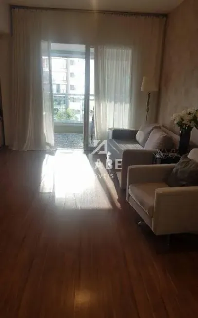 Foto 1 de Apartamento com 3 Quartos à venda, 87m² em Vila Olímpia, São Paulo