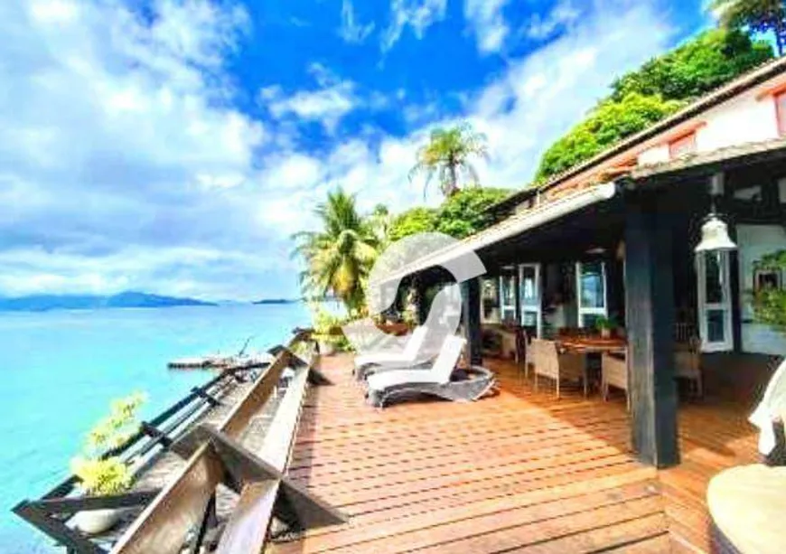 Foto 1 de Casa com 6 Quartos à venda, 580m² em Ilha da Gipoia, Angra dos Reis