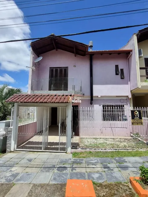 Foto 1 de Casa com 3 Quartos à venda, 115m² em Centro, Viamão