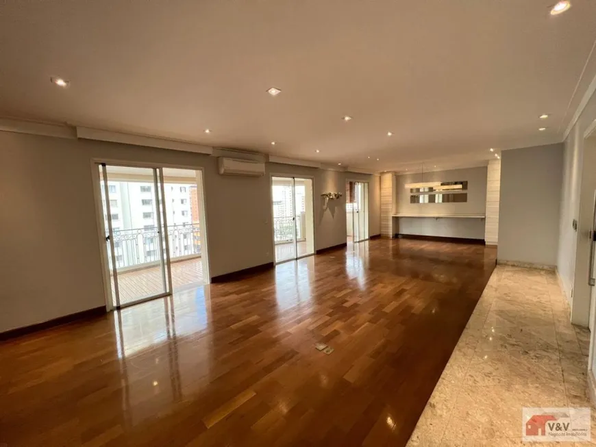 Foto 1 de Apartamento com 4 Quartos à venda, 253m² em Campo Belo, São Paulo