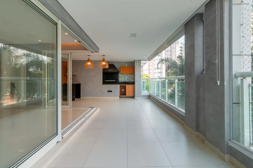Foto 1 de Apartamento com 4 Quartos para venda ou aluguel, 162m² em Vila Mariana, São Paulo
