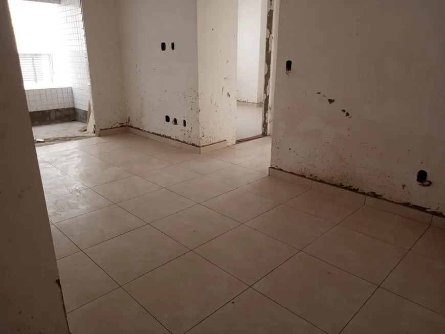 Foto 1 de Apartamento com 2 Quartos à venda, 62m² em Campo da Aviação, Praia Grande