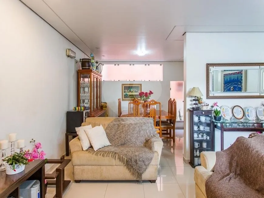 Foto 1 de Casa com 3 Quartos para venda ou aluguel, 160m² em Campo Belo, São Paulo
