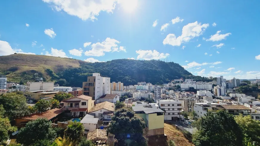 Foto 1 de Apartamento com 3 Quartos à venda, 90m² em São Mateus, Juiz de Fora