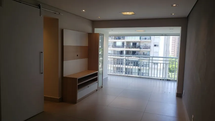 Foto 1 de Apartamento com 3 Quartos à venda, 75m² em Jardins, São Paulo