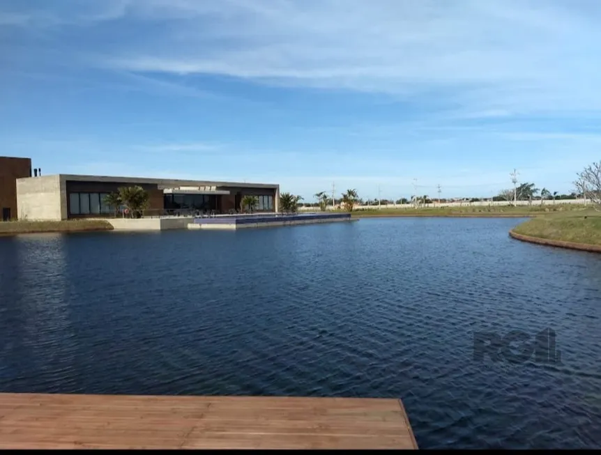 Foto 1 de Lote/Terreno à venda, 1m² em Curumim, Capão da Canoa