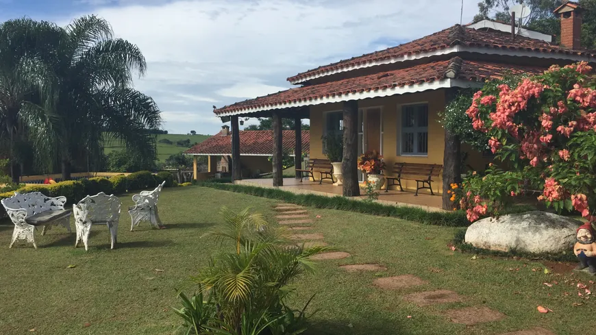 Foto 1 de Fazenda/Sítio com 3 Quartos à venda, 257m² em Jardim Leonor, Itatiba