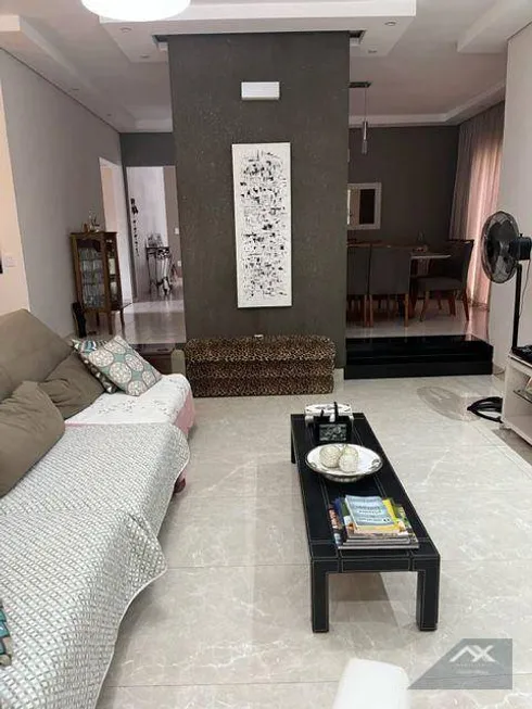 Foto 1 de Casa de Condomínio com 4 Quartos à venda, 384m² em Samambaia Parque Residencial, Bauru