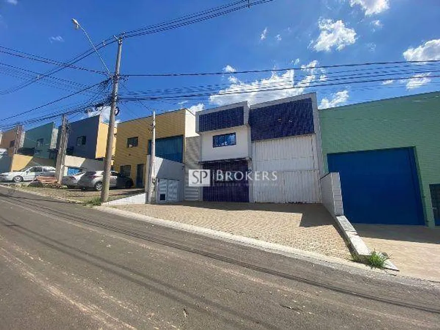 Foto 1 de Galpão/Depósito/Armazém para venda ou aluguel, 231m² em Nova Vinhedo, Vinhedo