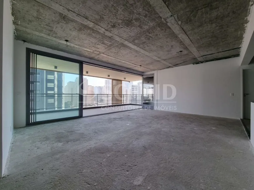 Foto 1 de Apartamento com 3 Quartos à venda, 197m² em Brooklin, São Paulo