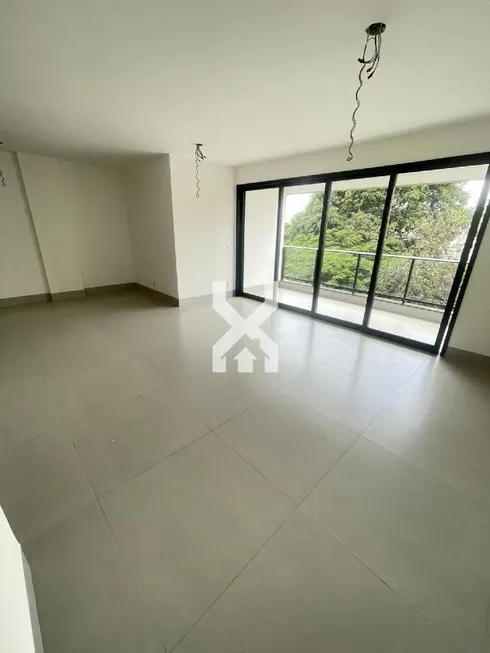 Foto 1 de Apartamento com 4 Quartos à venda, 142m² em Santo Antônio, Belo Horizonte