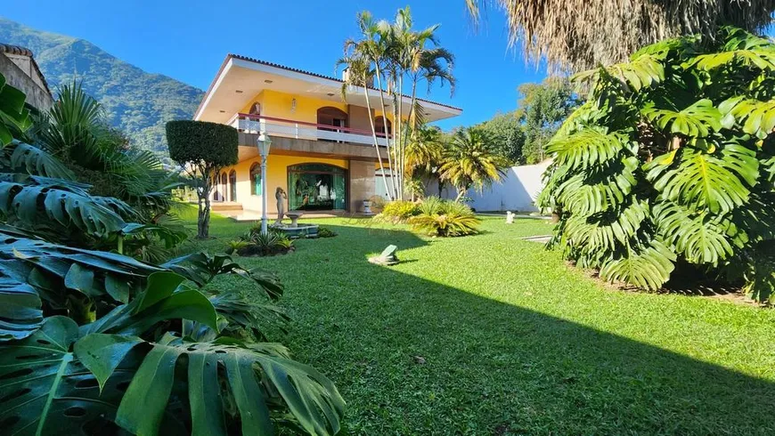 Foto 1 de Casa com 7 Quartos à venda, 881m² em Alto, Teresópolis