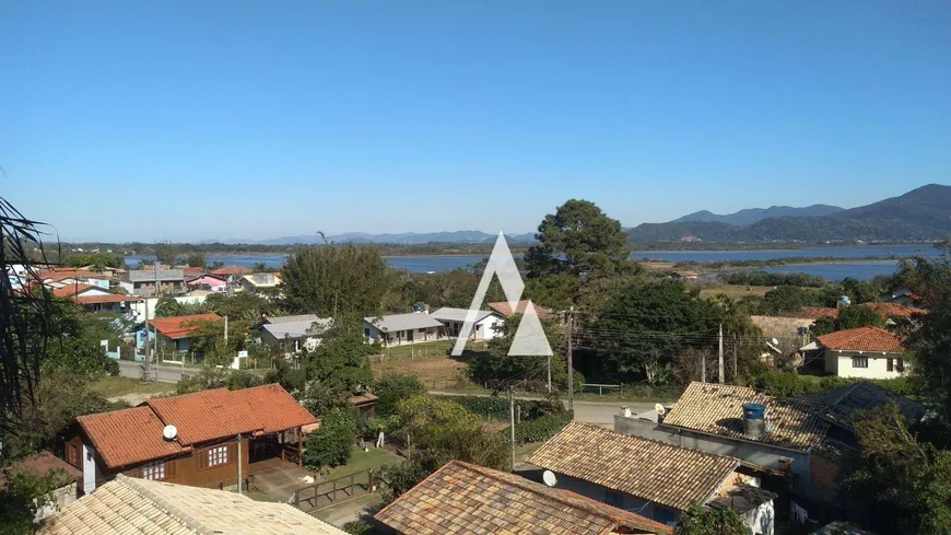 Foto 1 de Casa com 3 Quartos à venda, 150m² em Praia da Ferrugem, Garopaba