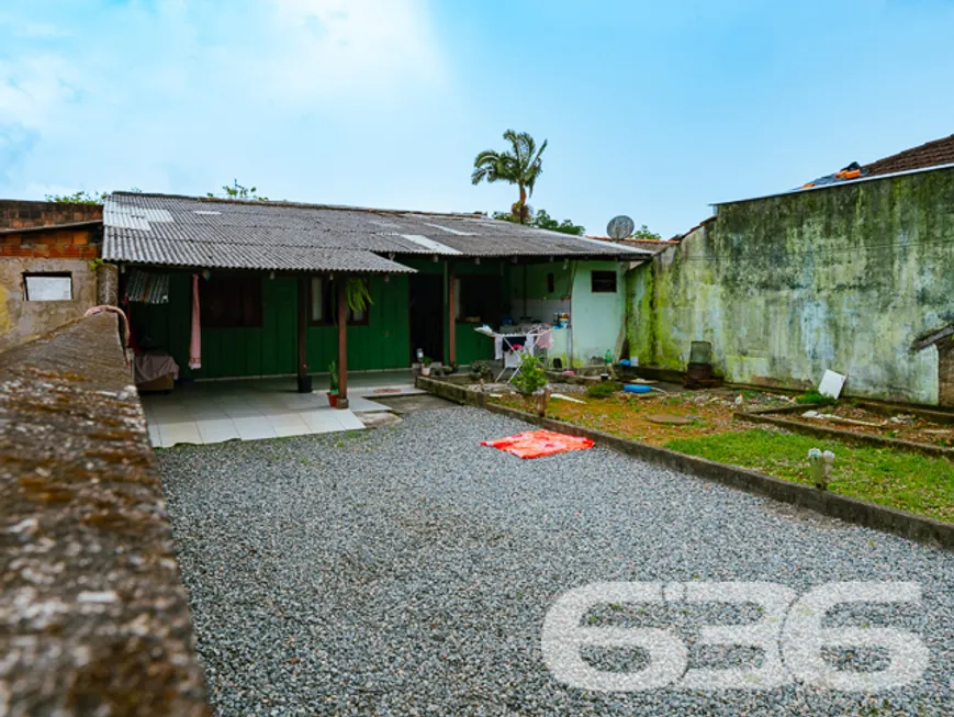 Foto 1 de Casa com 2 Quartos à venda, 70m² em Vila Nova, Joinville