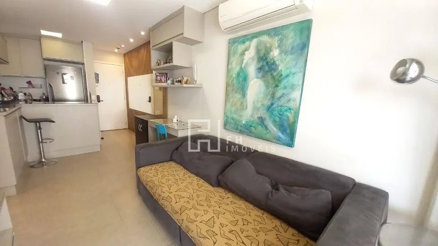 Foto 1 de Apartamento com 2 Quartos à venda, 71m² em Vila Mariana, São Paulo