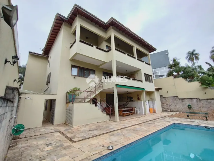 Foto 1 de Casa de Condomínio com 2 Quartos para alugar, 367m² em Golf Garden, Carapicuíba
