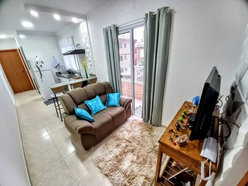 Foto 1 de Apartamento com 1 Quarto à venda, 40m² em Canto do Forte, Praia Grande