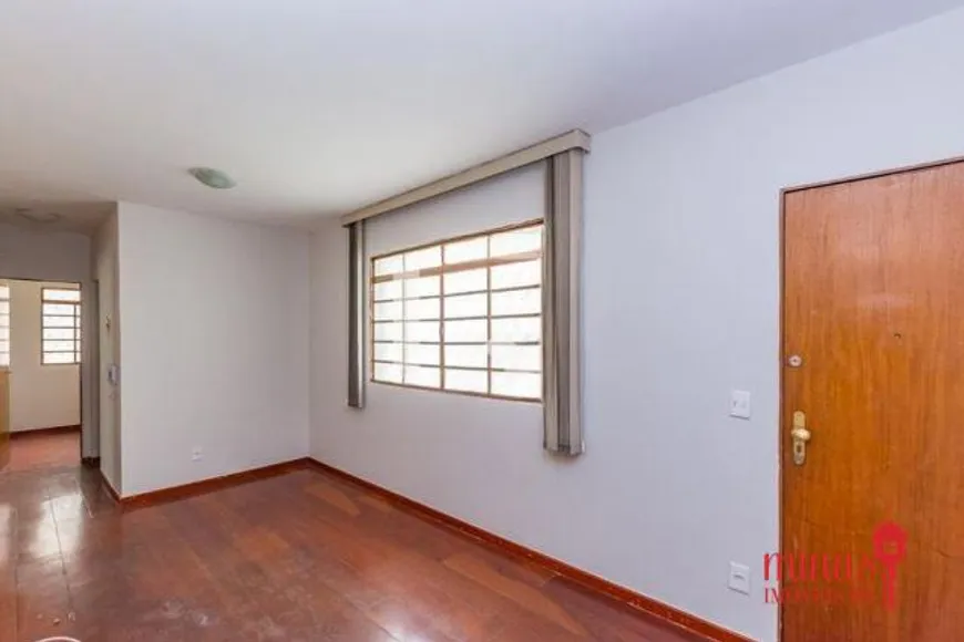 Foto 1 de Apartamento com 3 Quartos à venda, 66m² em Estoril, Belo Horizonte