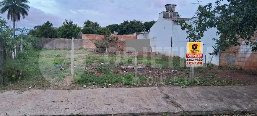 Foto 1 de Lote/Terreno à venda, 415m² em Jardim Califórnia, Uberlândia