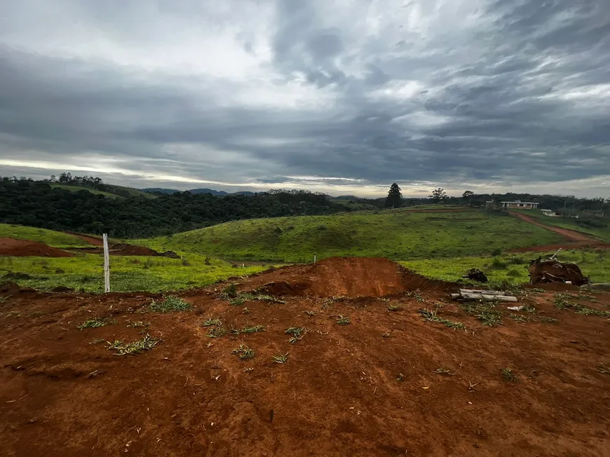 Foto 1 de Lote/Terreno à venda, 600m² em Centro, Igaratá