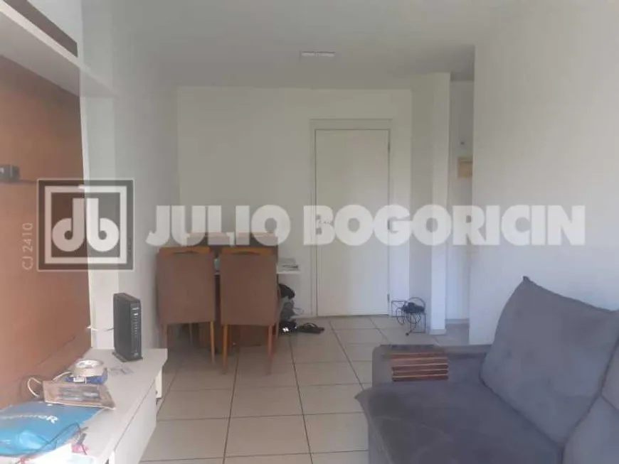 Foto 1 de Apartamento com 2 Quartos à venda, 55m² em Caju, Rio de Janeiro