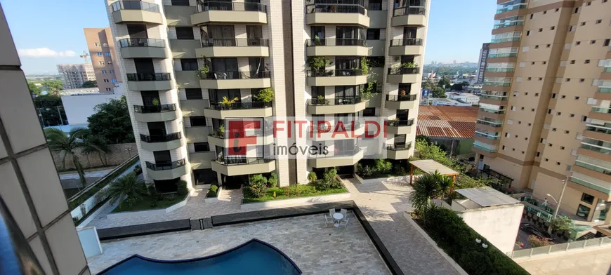 Foto 1 de Apartamento com 3 Quartos à venda, 161m² em Vila Camargos, Guarulhos