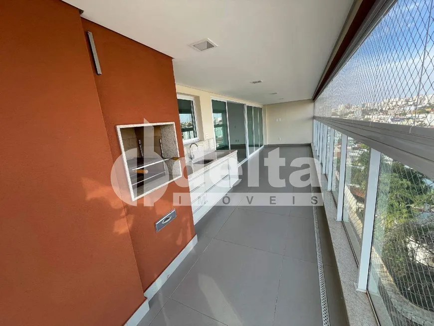 Foto 1 de Apartamento com 3 Quartos à venda, 204m² em Tabajaras, Uberlândia