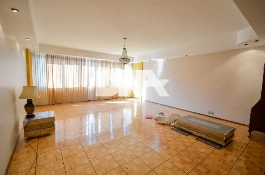 Foto 1 de Apartamento com 3 Quartos à venda, 180m² em Tijuca, Rio de Janeiro