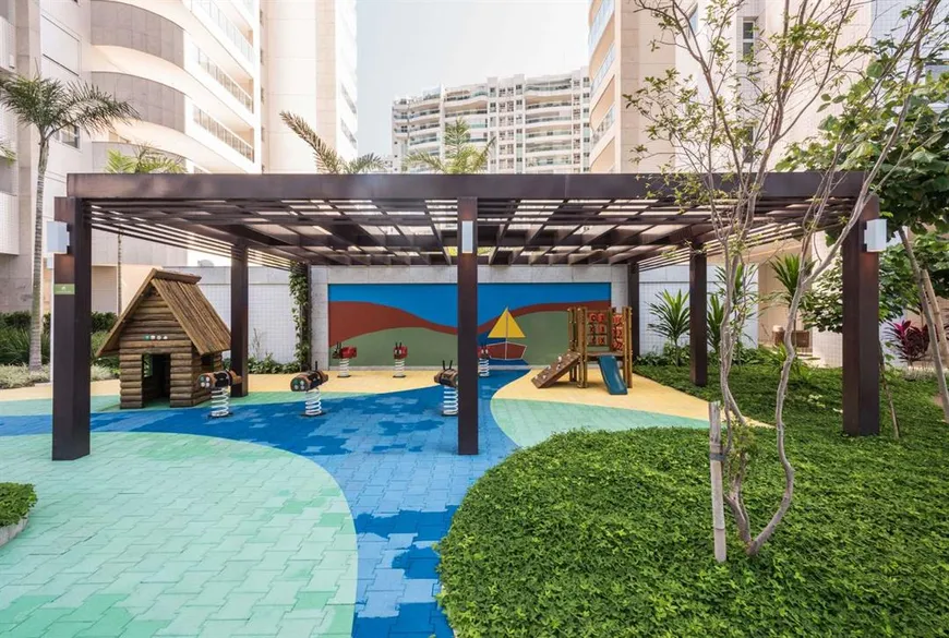 Foto 1 de Apartamento com 3 Quartos à venda, 252m² em Peninsula, Rio de Janeiro