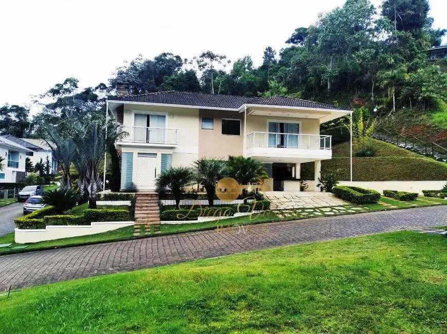 Foto 1 de Casa de Condomínio com 4 Quartos à venda, 450m² em Quebra Frascos, Teresópolis