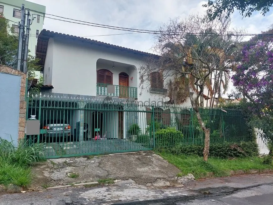 Foto 1 de Casa com 4 Quartos para alugar, 348m² em Fernão Dias, Belo Horizonte