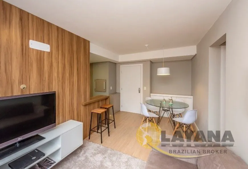 Foto 1 de Apartamento com 3 Quartos à venda, 65m² em Petrópolis, Porto Alegre