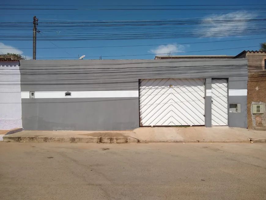 Foto 1 de Casa com 3 Quartos à venda, 200m² em Arapoanga, Brasília