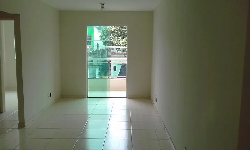 Foto 1 de Apartamento com 2 Quartos para venda ou aluguel, 62m² em Cascadura, Rio de Janeiro