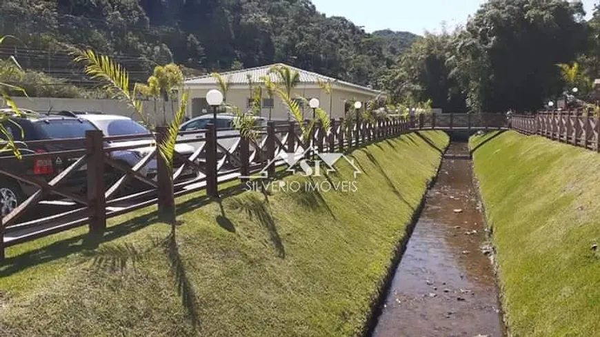 Foto 1 de Apartamento com 2 Quartos à venda, 55m² em Independência, Petrópolis