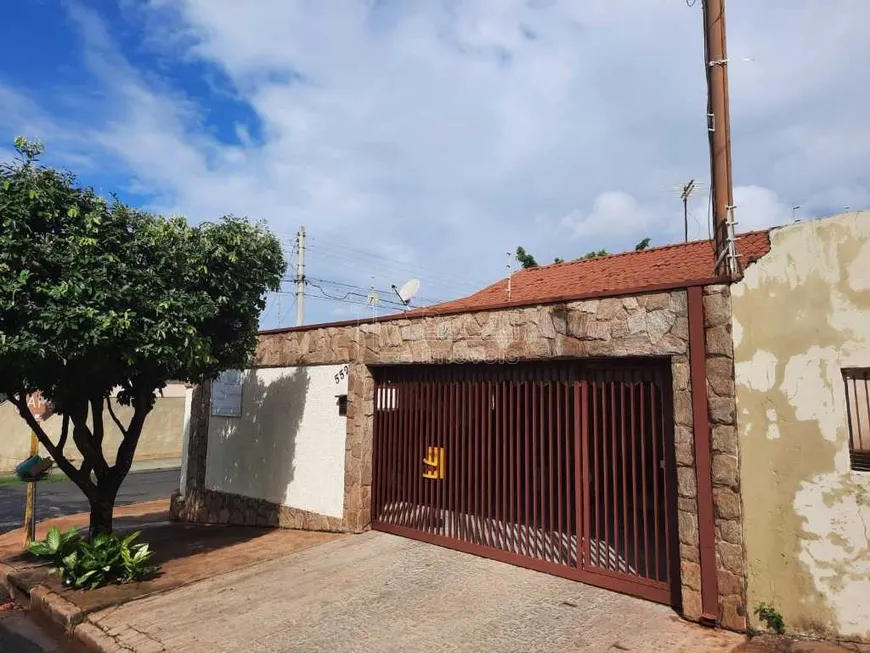 Foto 1 de Casa com 3 Quartos à venda, 175m² em Jardim Residencial Agua Branca, Araraquara