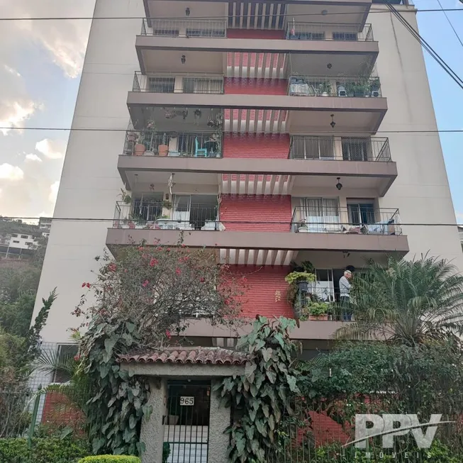 Foto 1 de Apartamento com 3 Quartos à venda, 70m² em Agriões, Teresópolis