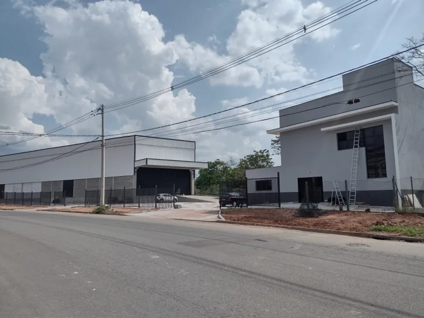 Foto 1 de Galpão/Depósito/Armazém para venda ou aluguel, 1387m² em Loteamento Parque Industrial, Jundiaí