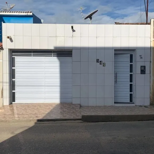 Foto 1 de Casa com 2 Quartos à venda, 90m² em Calumbi, Feira de Santana